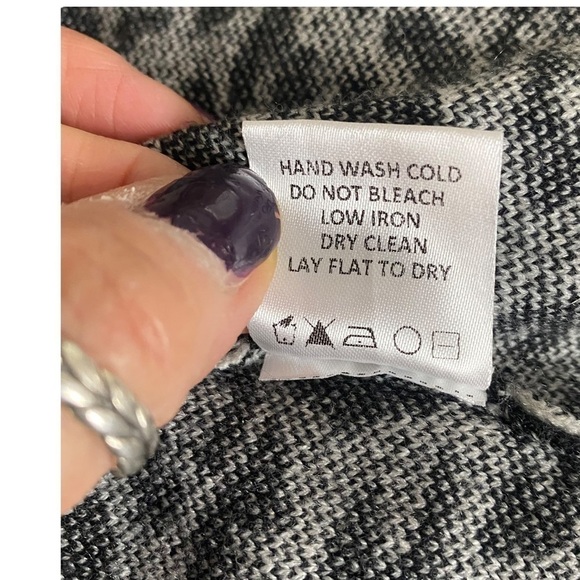 NWT REVOLVE Lovers + Friends Merida black & white animal print wrap dress - Picture 10 of 11